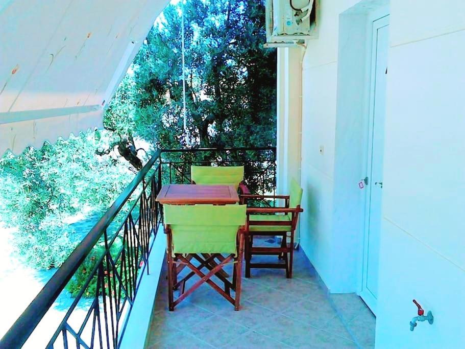 Giorgos Apartments. Скала-Фуркас Екстер'єр фото